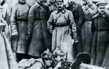 101 il əvvəlki APREL İŞĞALI...